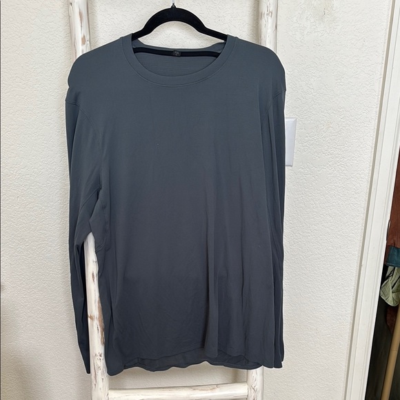 Lululemon Men's Large Blue/Gray Long Sleeve Athletic Shirt - Picture 1 of 6